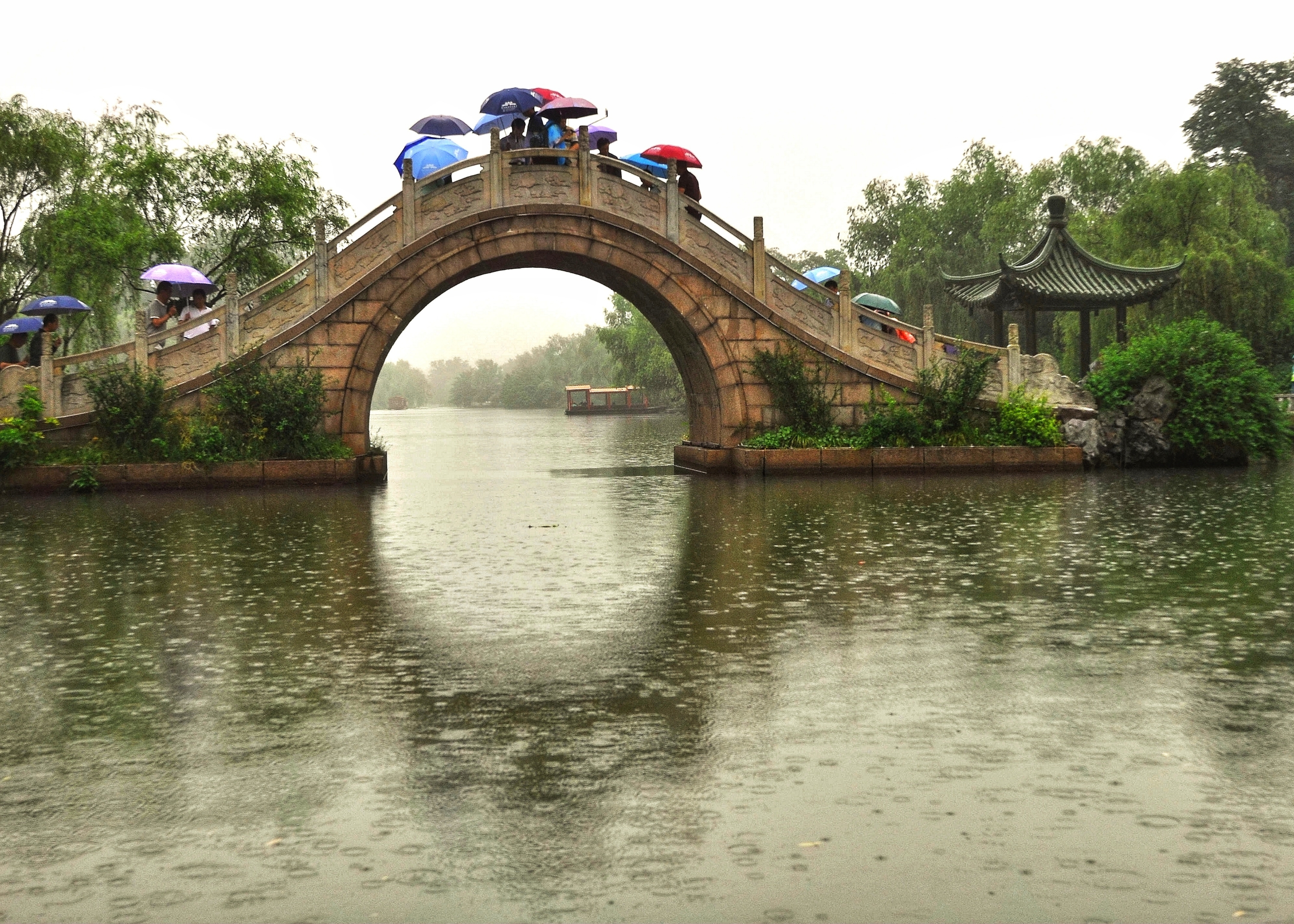 瘦西湖四桥烟雨图片