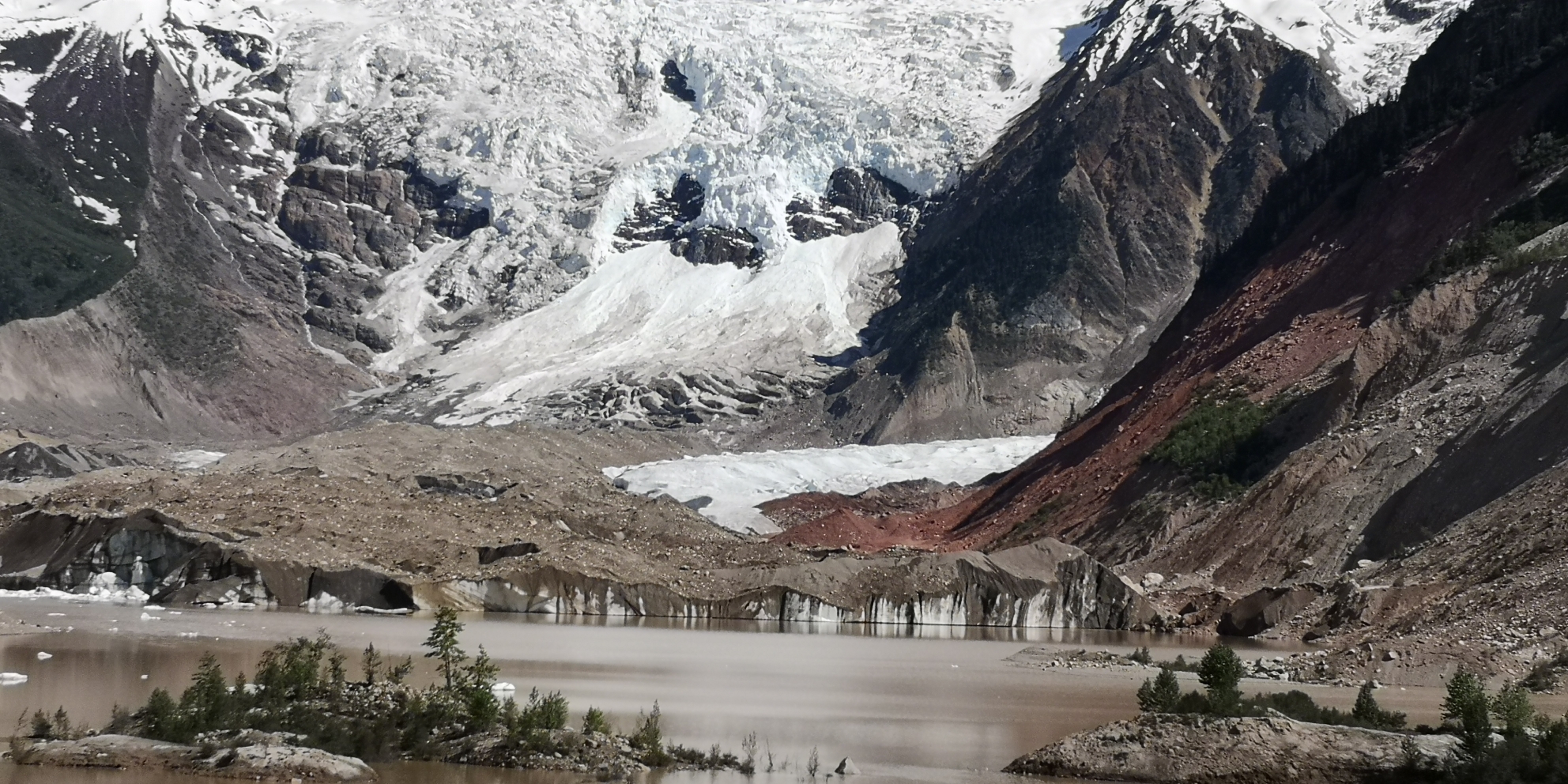 米堆冰川冰瀑布图片