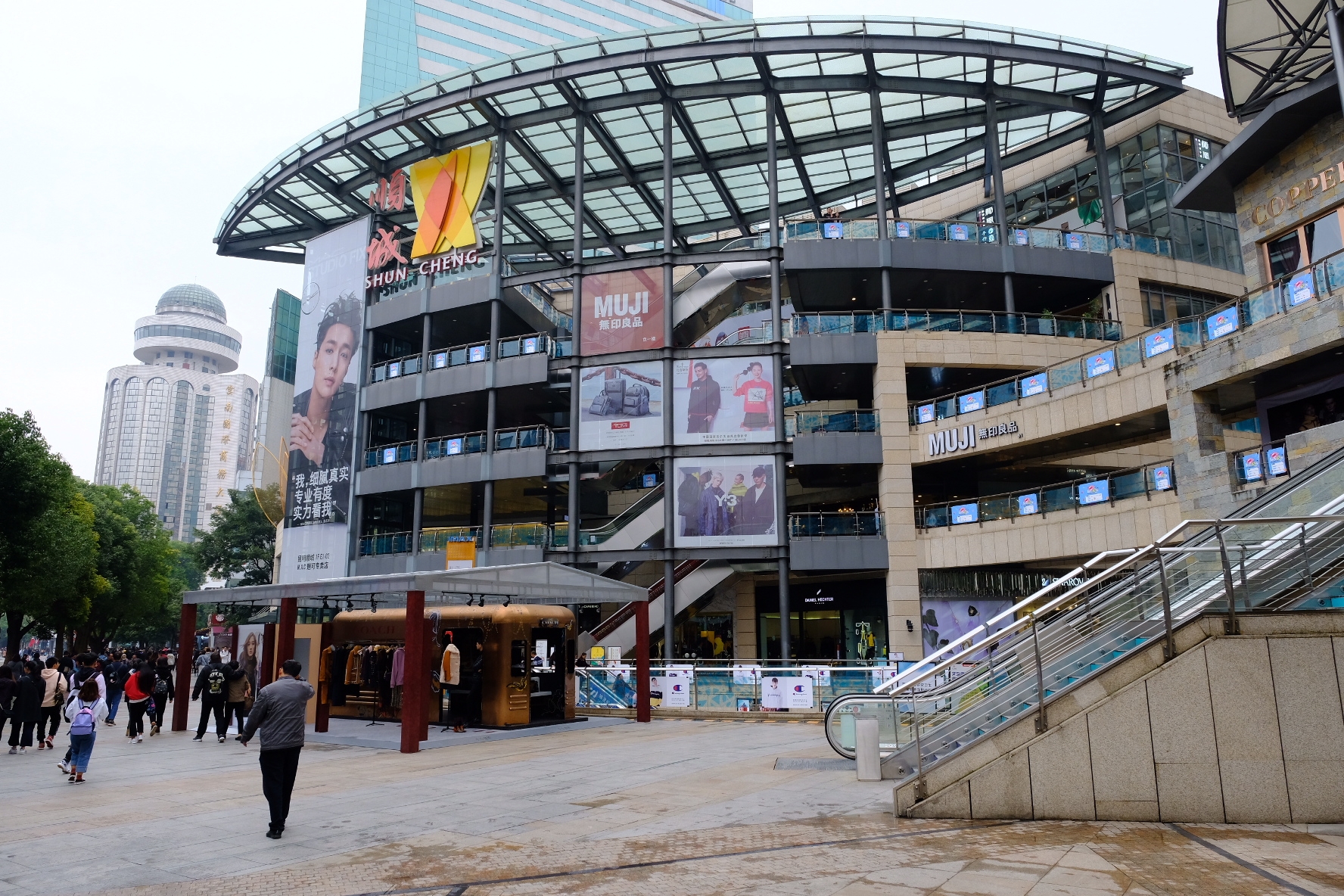 昆明顺城街国庆随拍