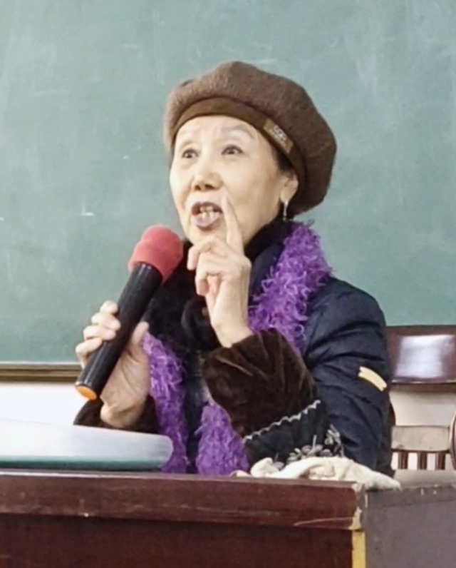 可亲可敬的彭老师
