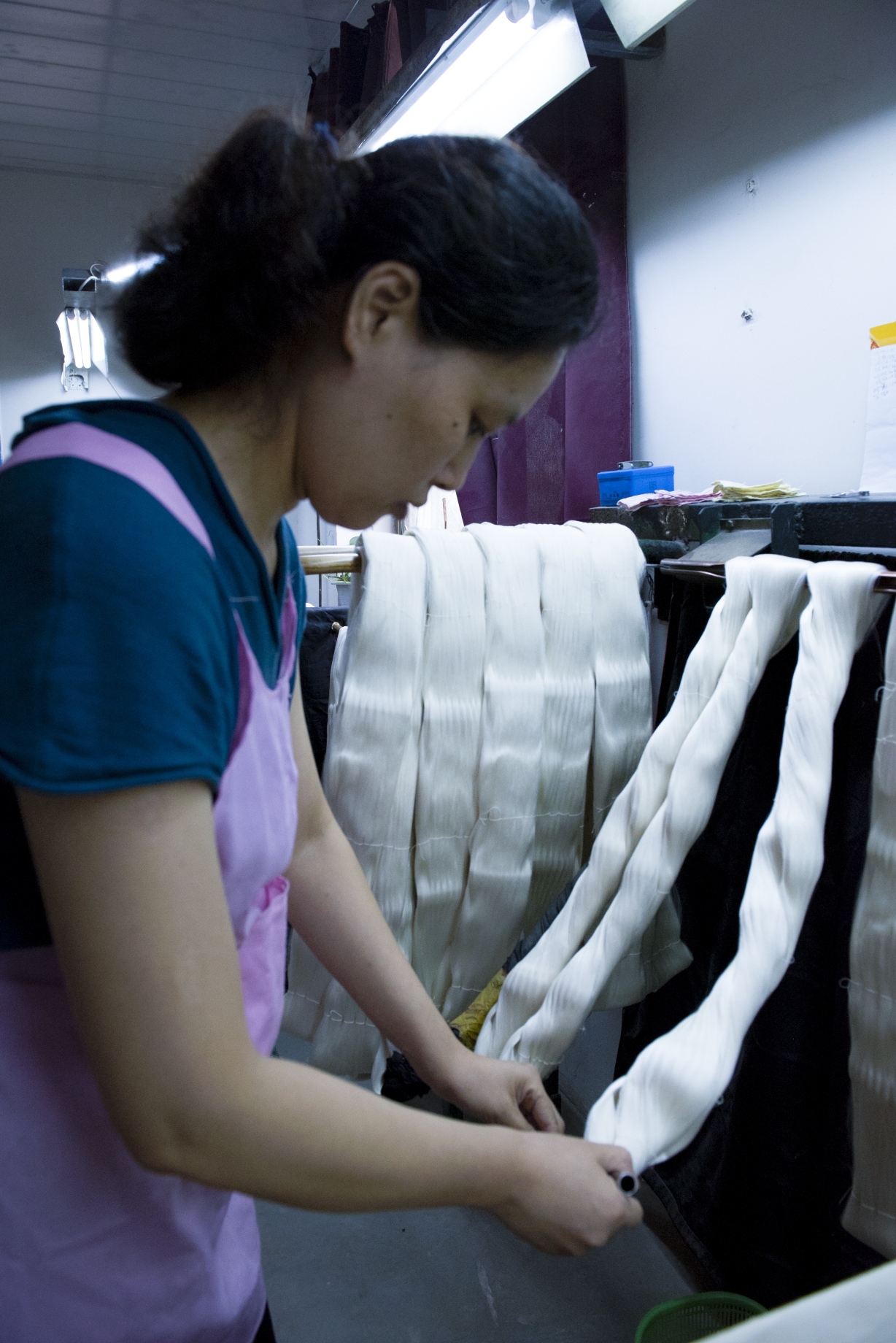 "丝绸之路"上的远古文明之———缫丝