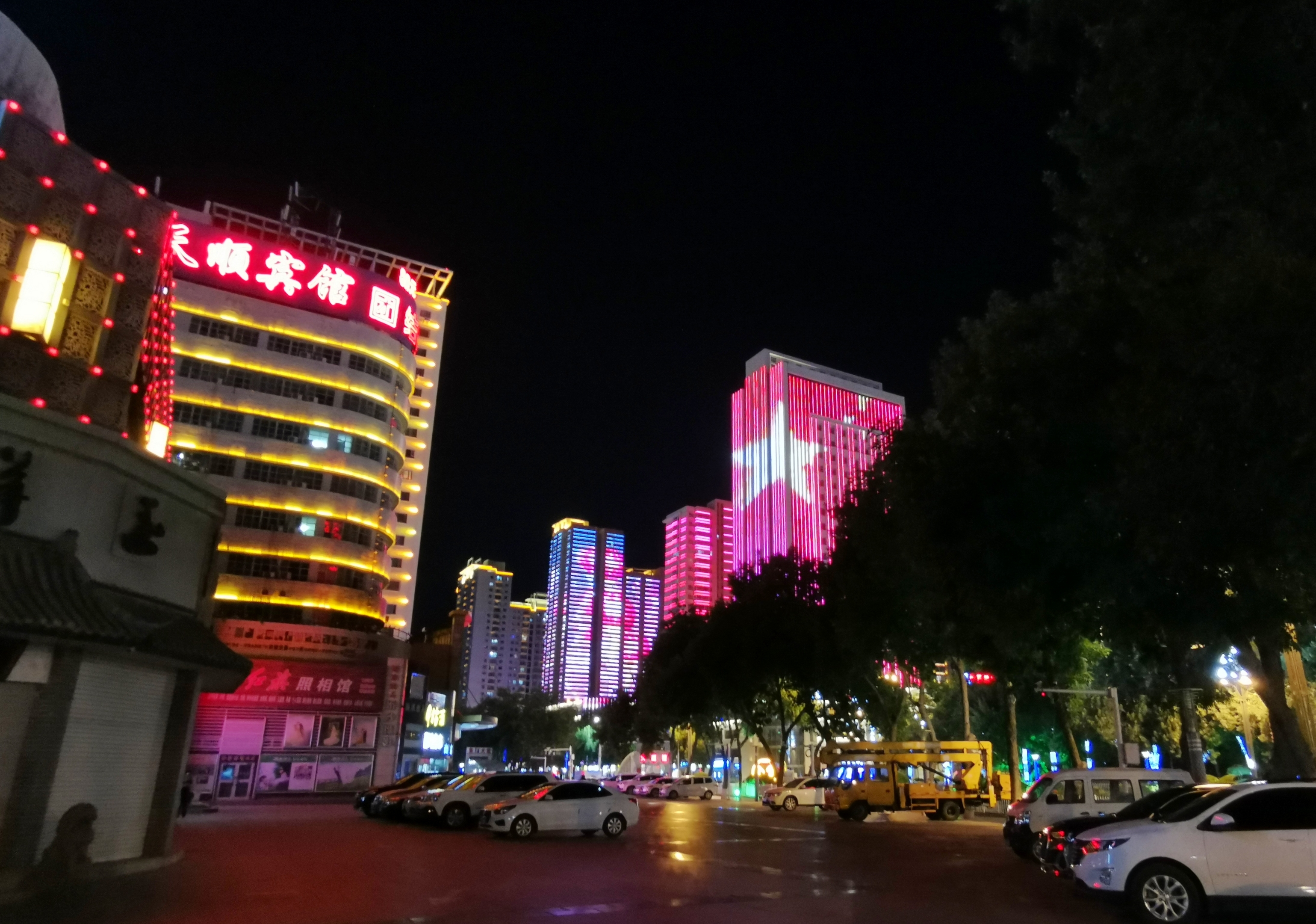 奎屯61一座兵团城市的崛起