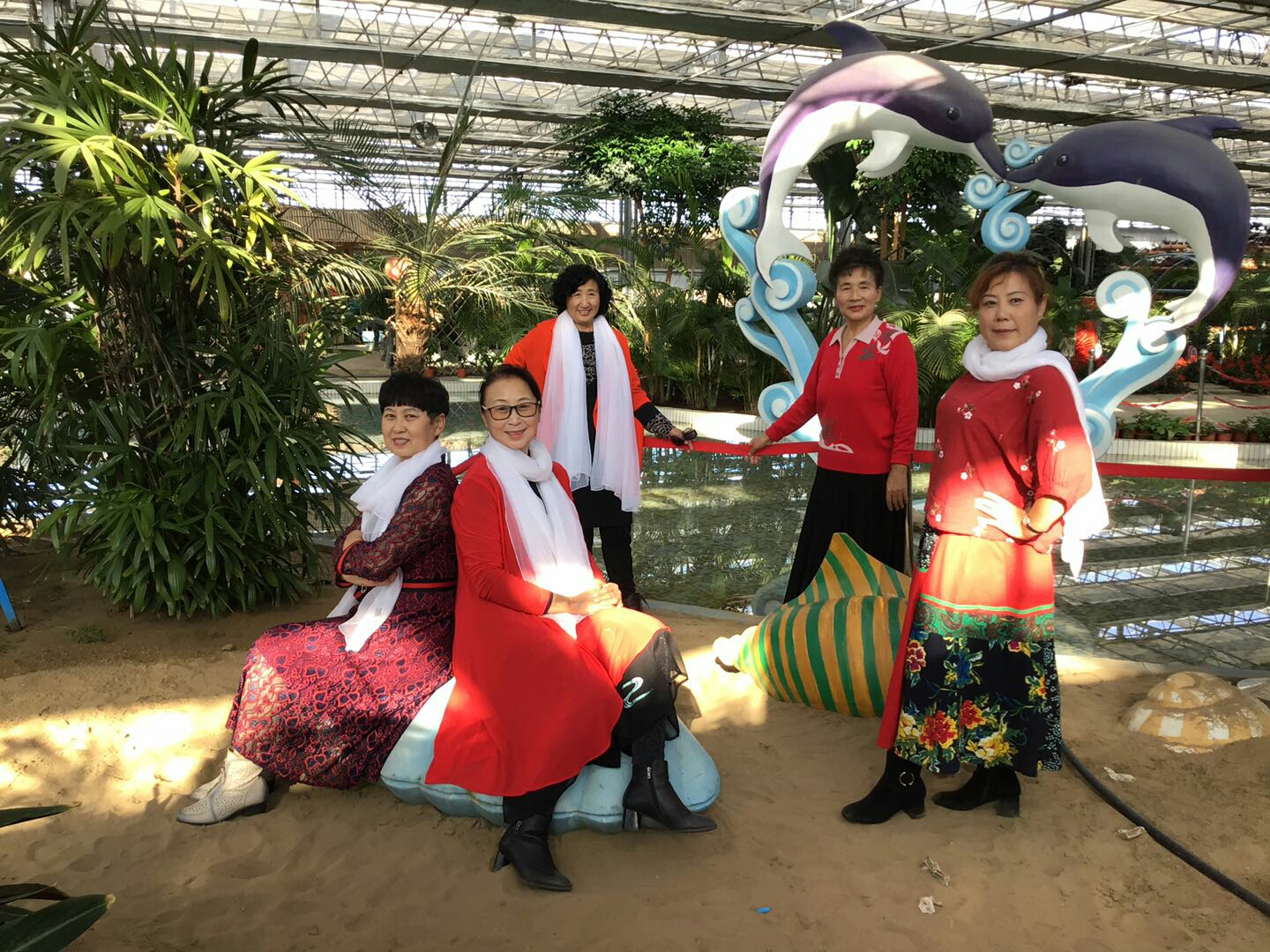 辽阳市老干部大学,葫芦丝巴乌班师生们!去首山生态园一日游!实况纪录!