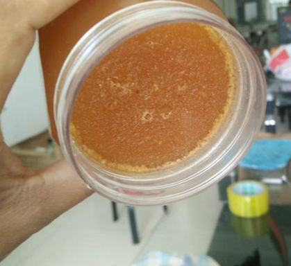 土蜂蜜与意蜂蜜的区别 土蜂蜜和意蜂蜜有什么区别