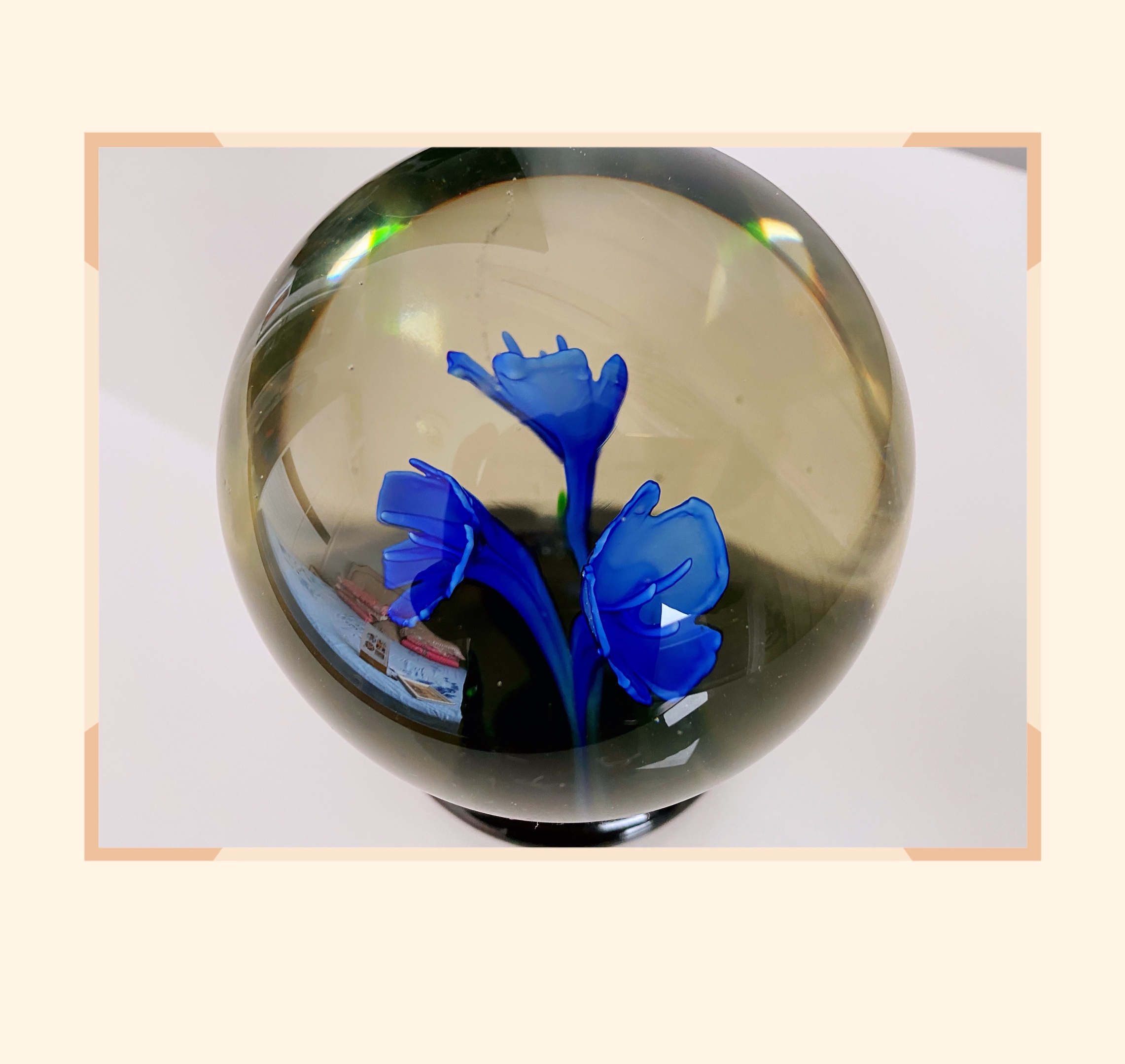 首发琉璃球摆件