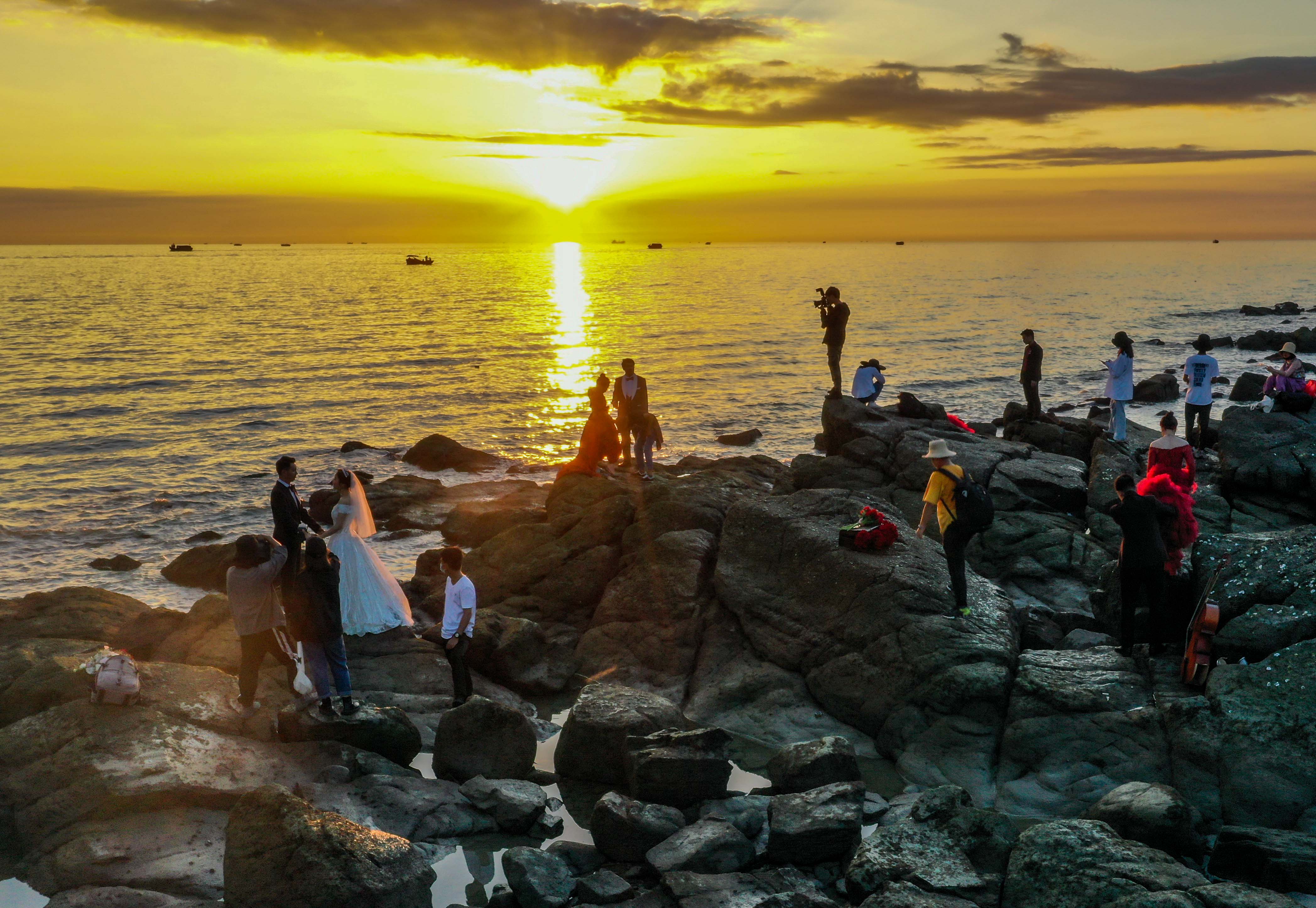 2020年11月20号拍摄于北海冠头岭夕阳西落时