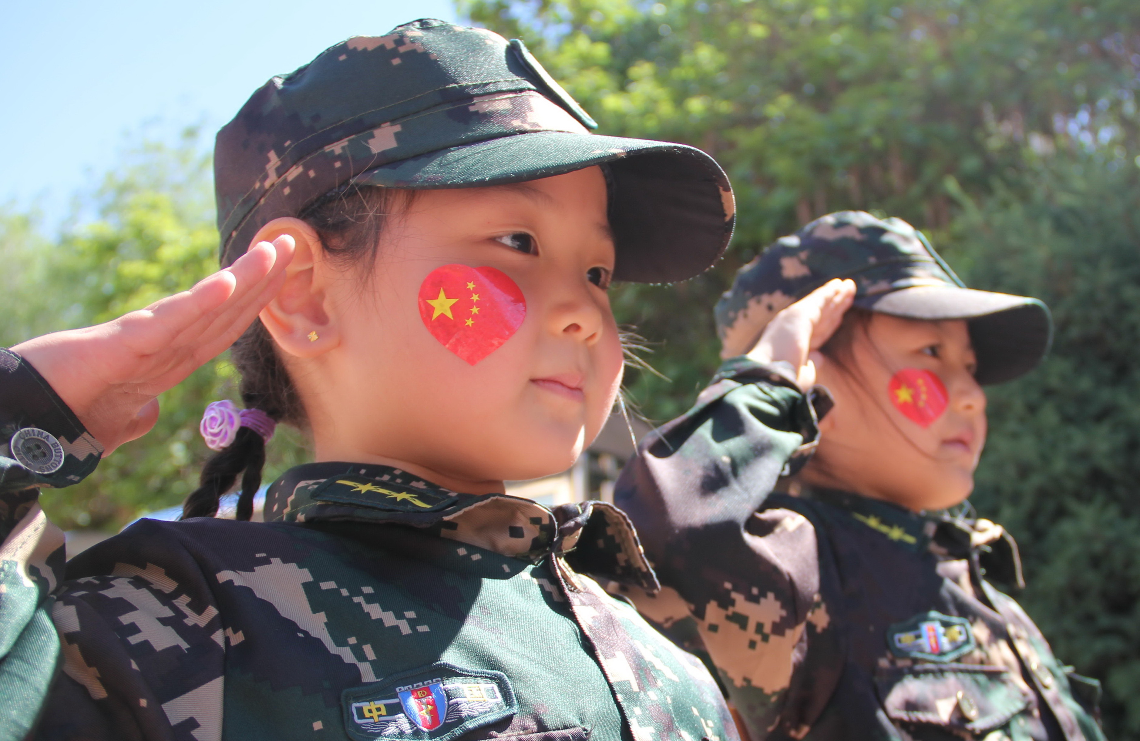 曙光幼儿园"我是兵团小战士"主题活动暨庆祝"六一"儿童节小战士团体操