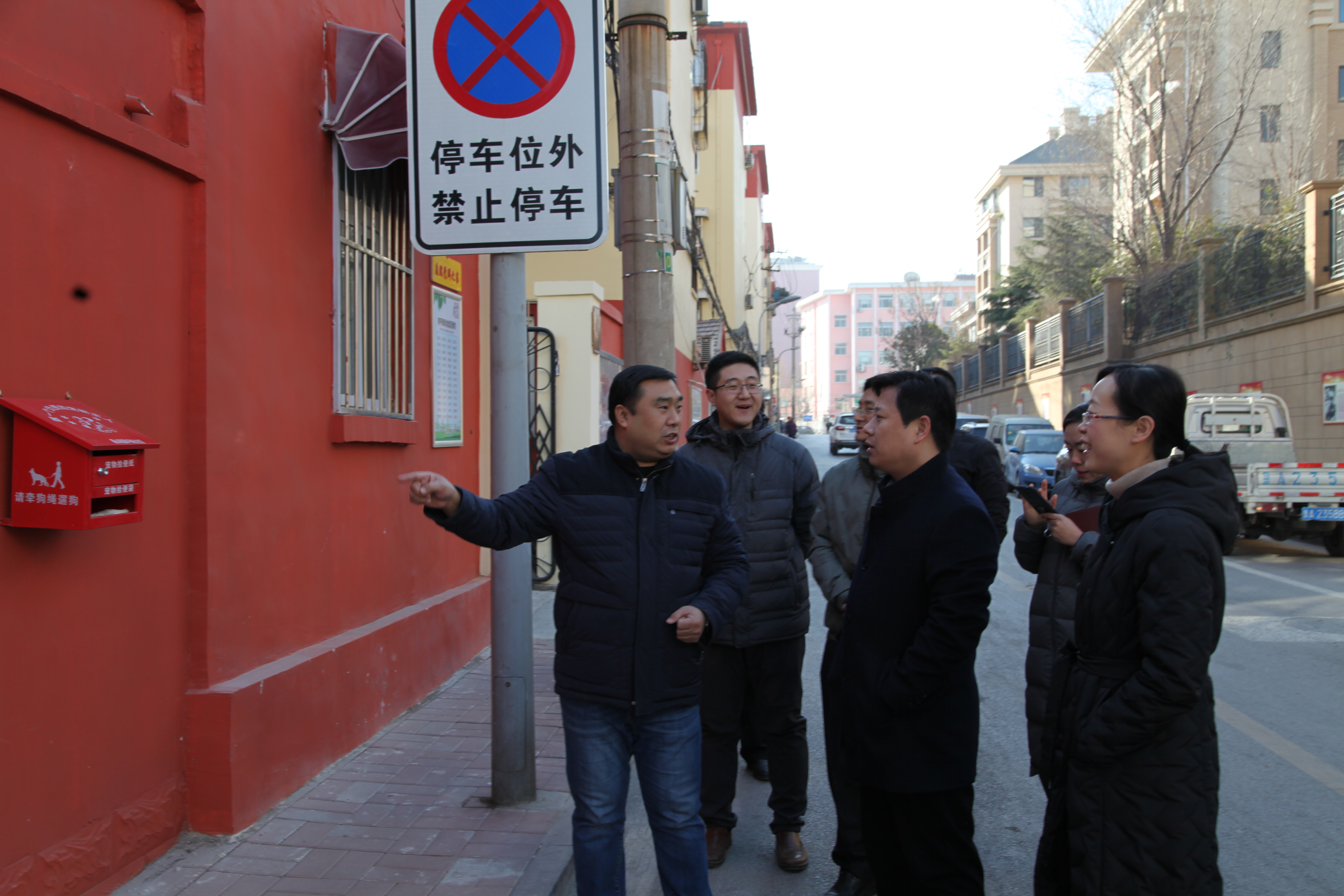 区委常委,宣传部长王海清一行到燕山街道和平路北社区视察指导新时代