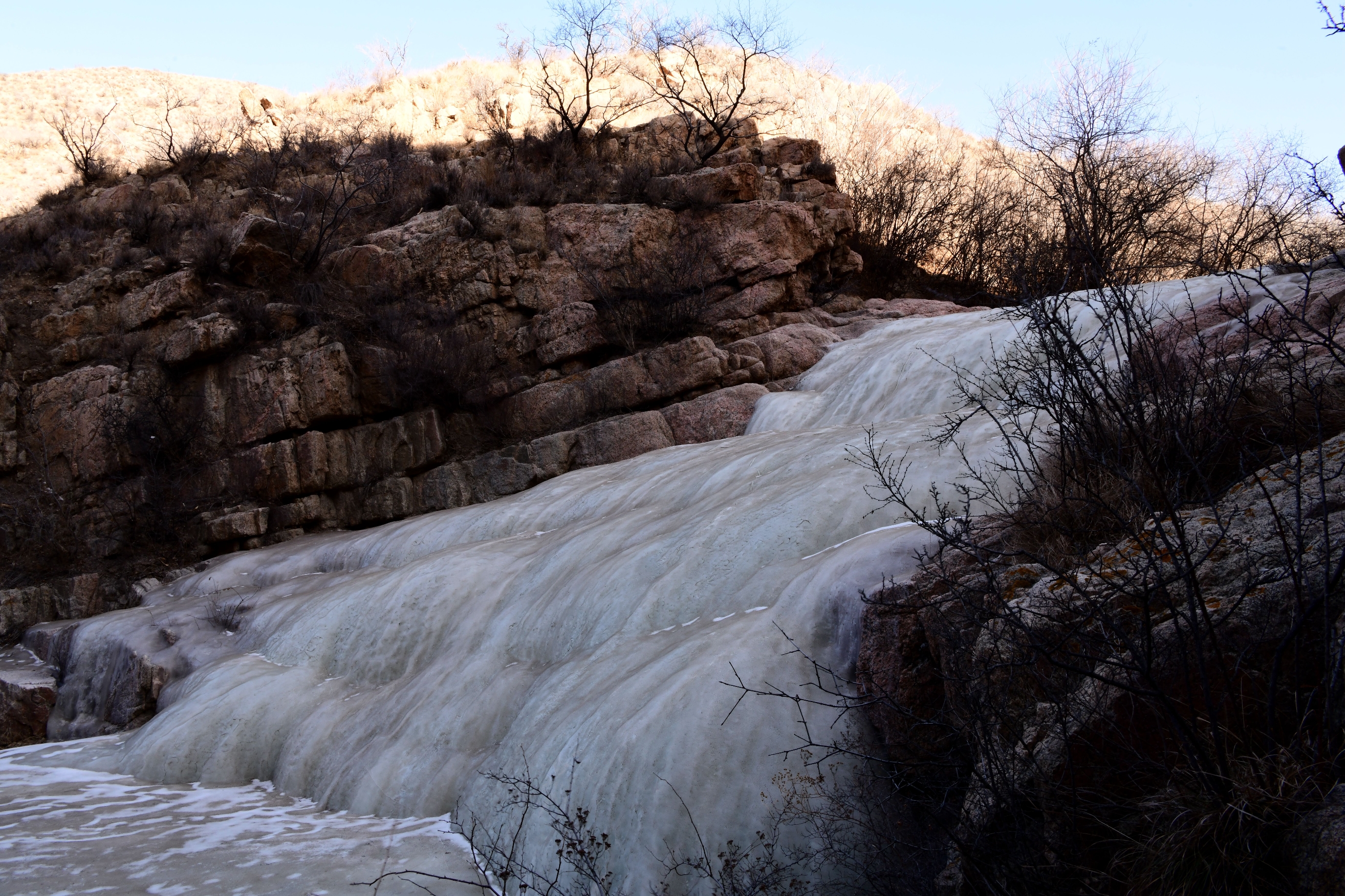 和开心的人在一起玩,大同雷公山徒步环穿一日游.
