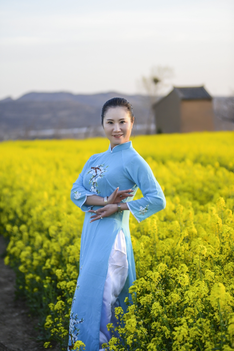 【人像摄影】油菜花之恋