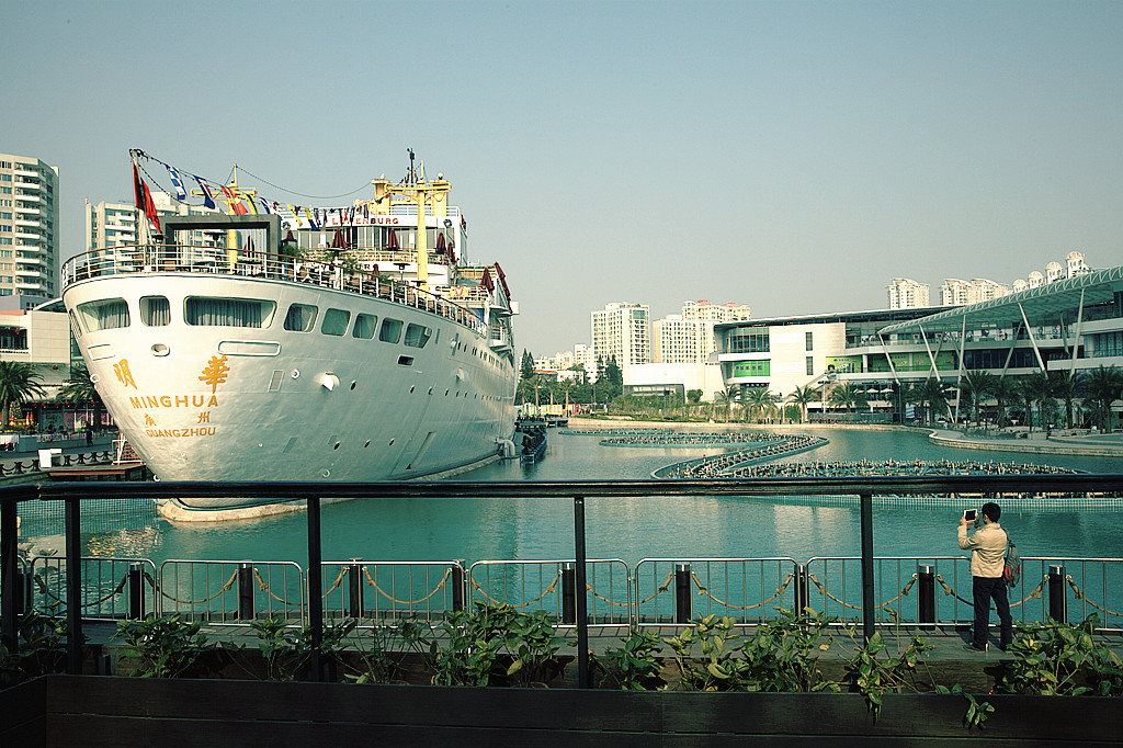 海上世界背后的故事