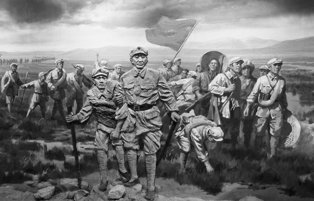 《鲜花盛开的坟茔》作者:王余昌