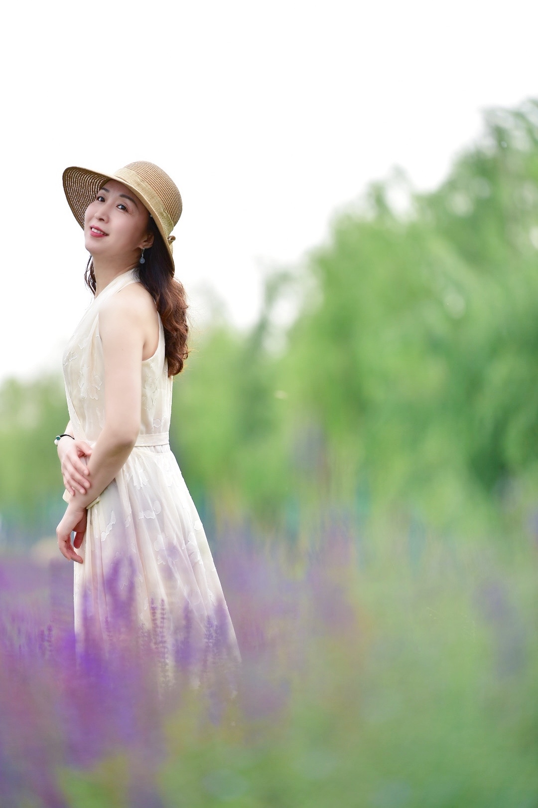 五月的希望出境模特:李燕丽作者:碑林路人