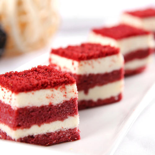 红丝绒切块2元 3×3