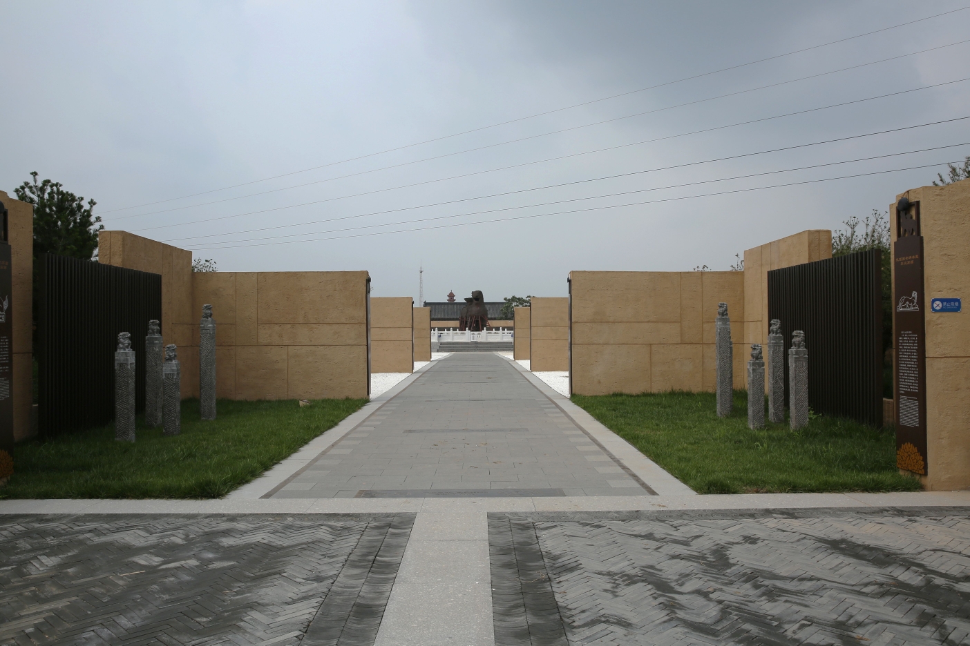 沧州铁狮子旧城遗址公园