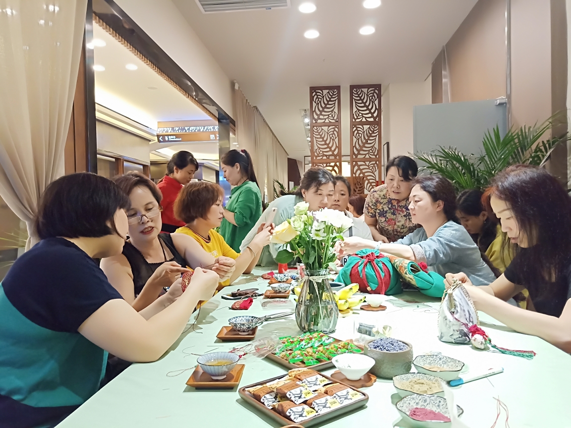 [东家·生活]第三期沙龙——手工·端午·香囊