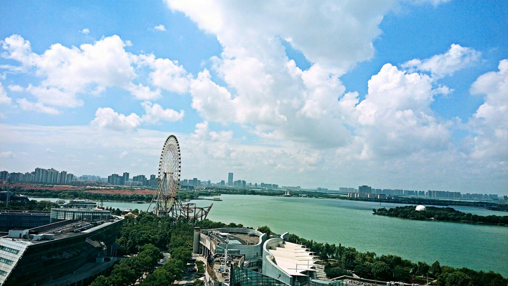 俯瞰金鸡湖全景