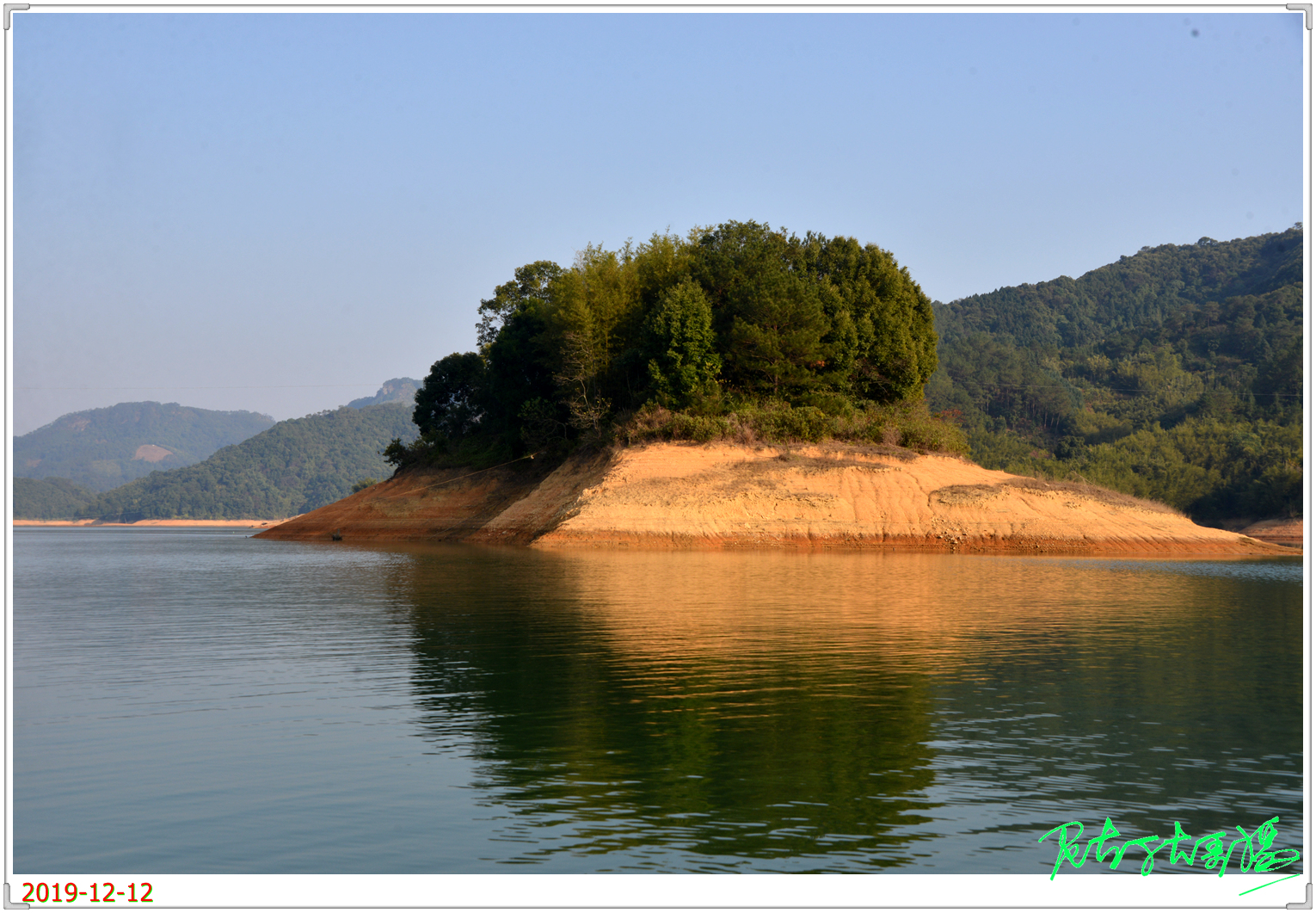 爽岛游.又有个发图软件!试试先!