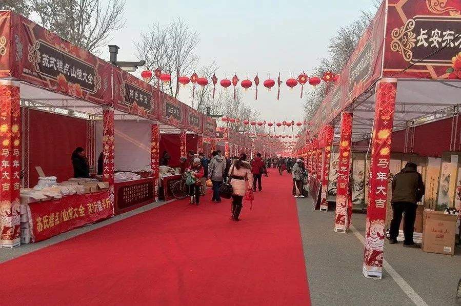 【文字首发】年的气氛