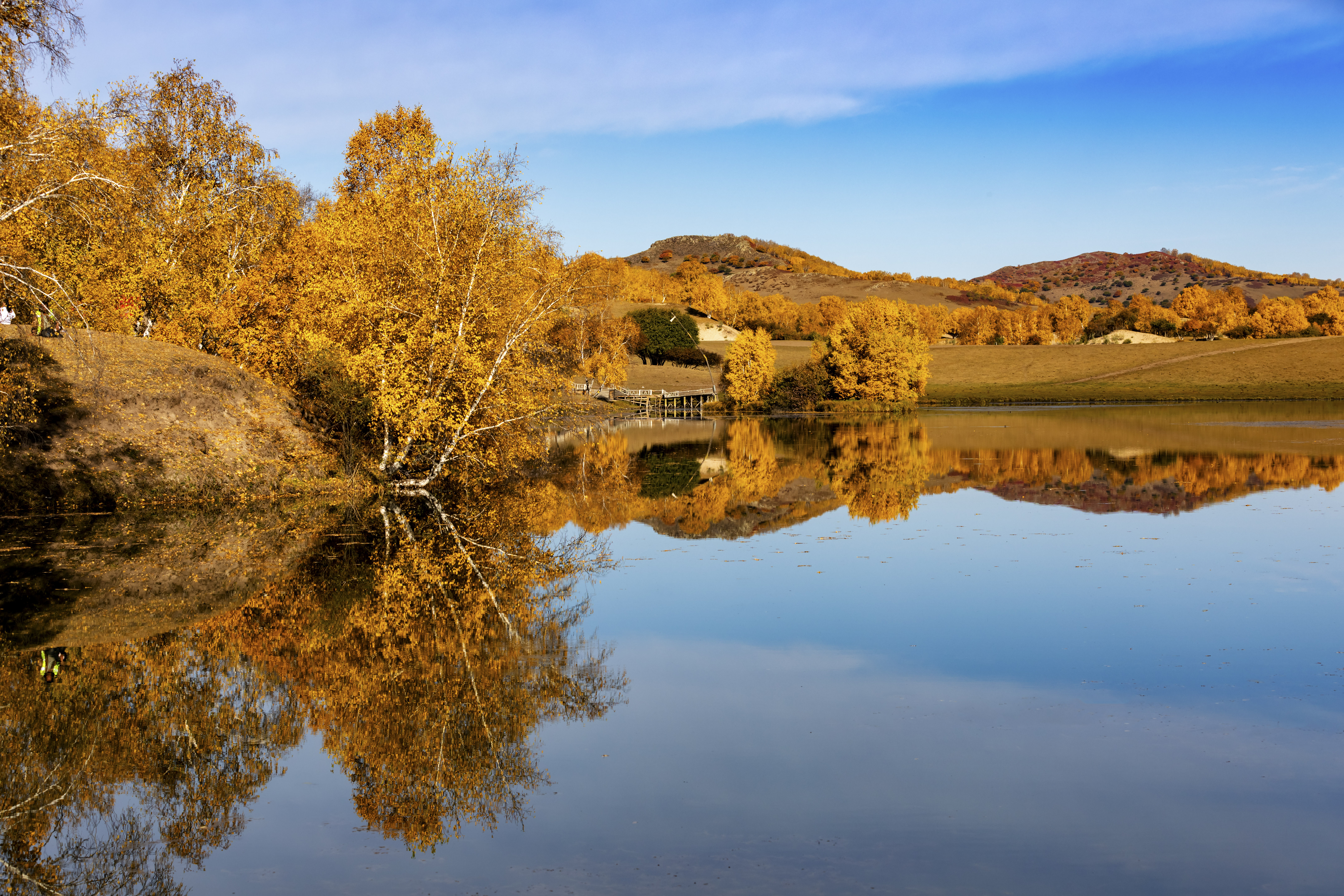 金秋漫步公主湖