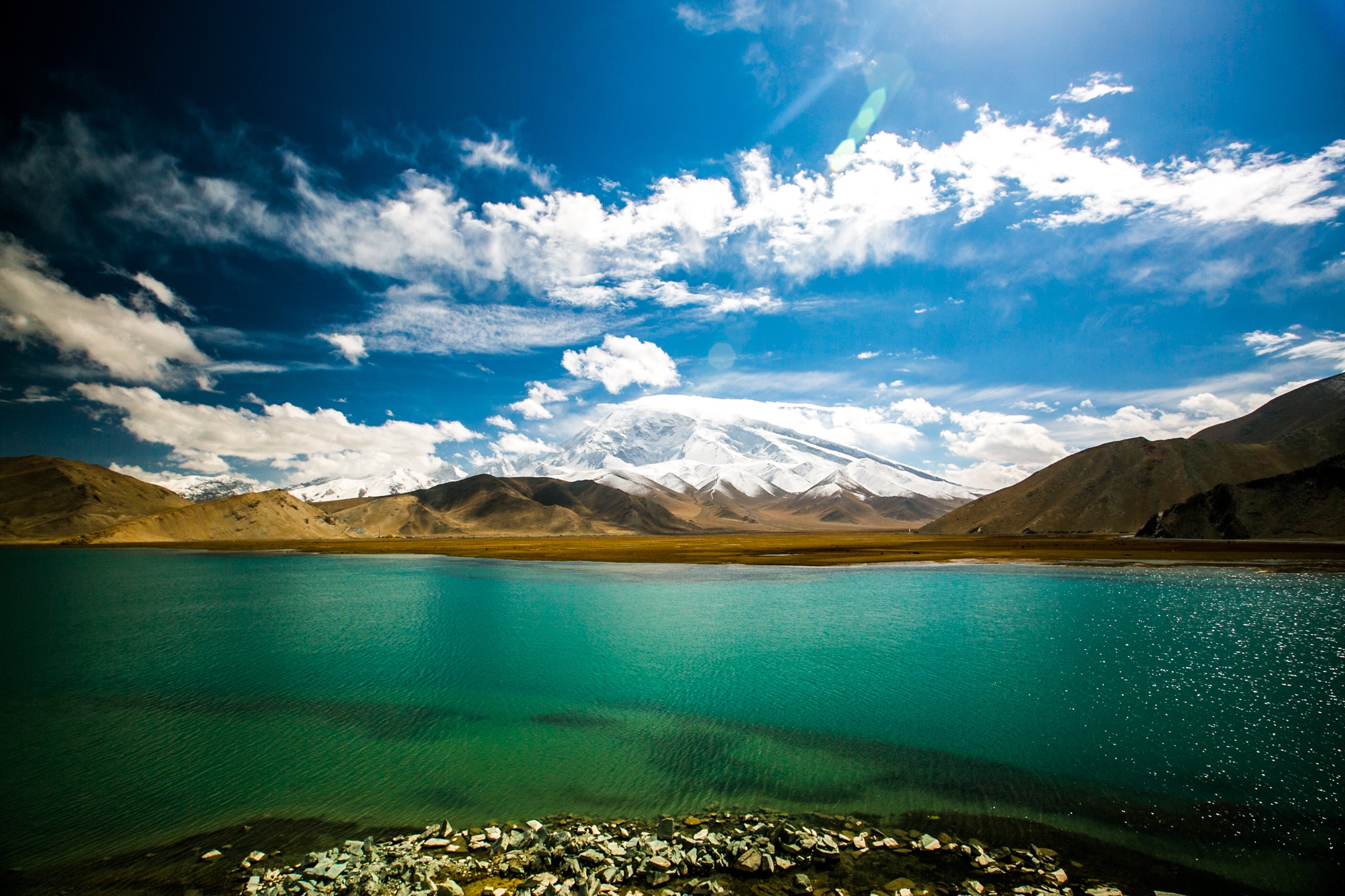 祖国江山美如画 西北风光无限好