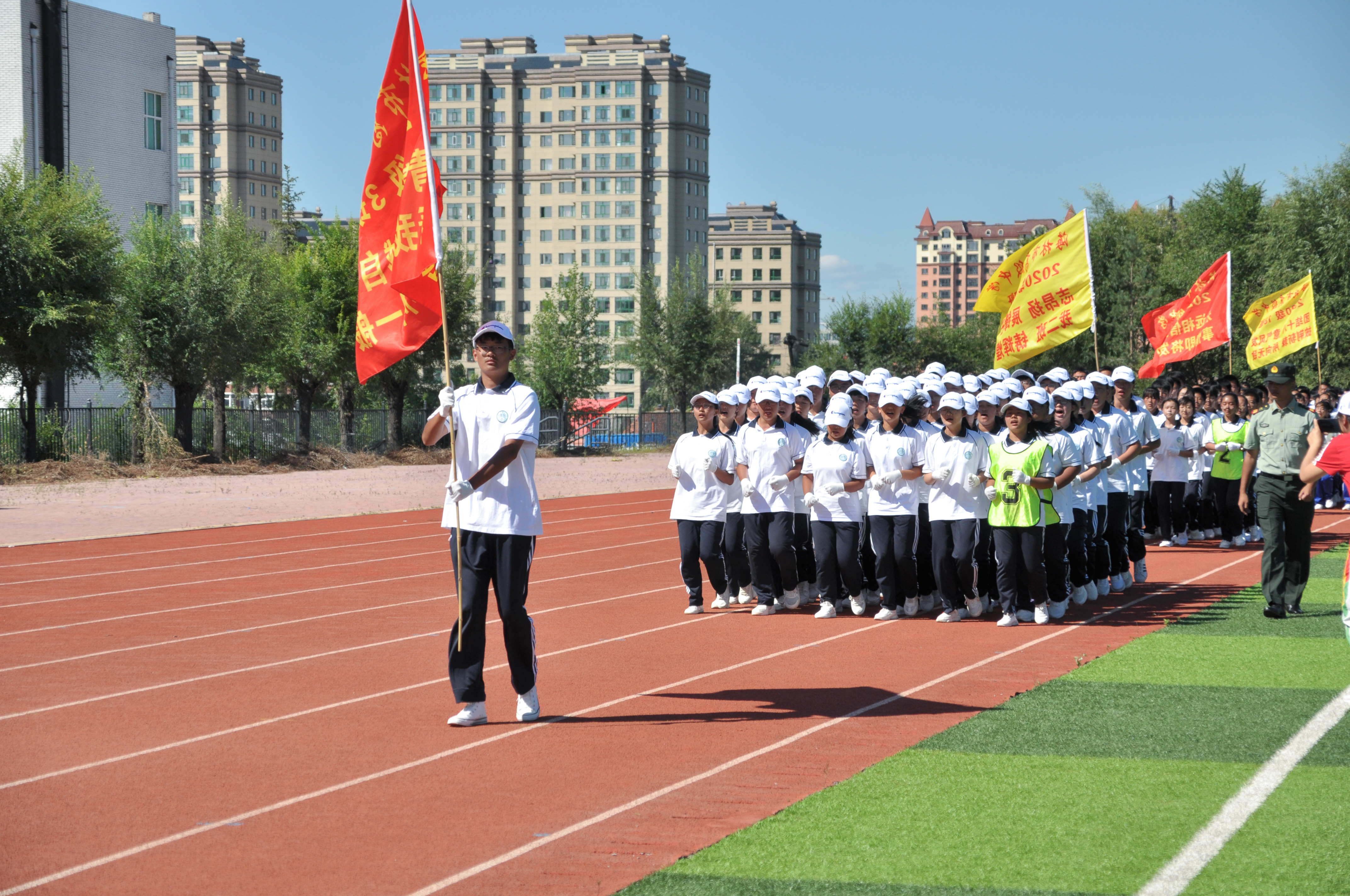 海林市高级中学高一新生军训