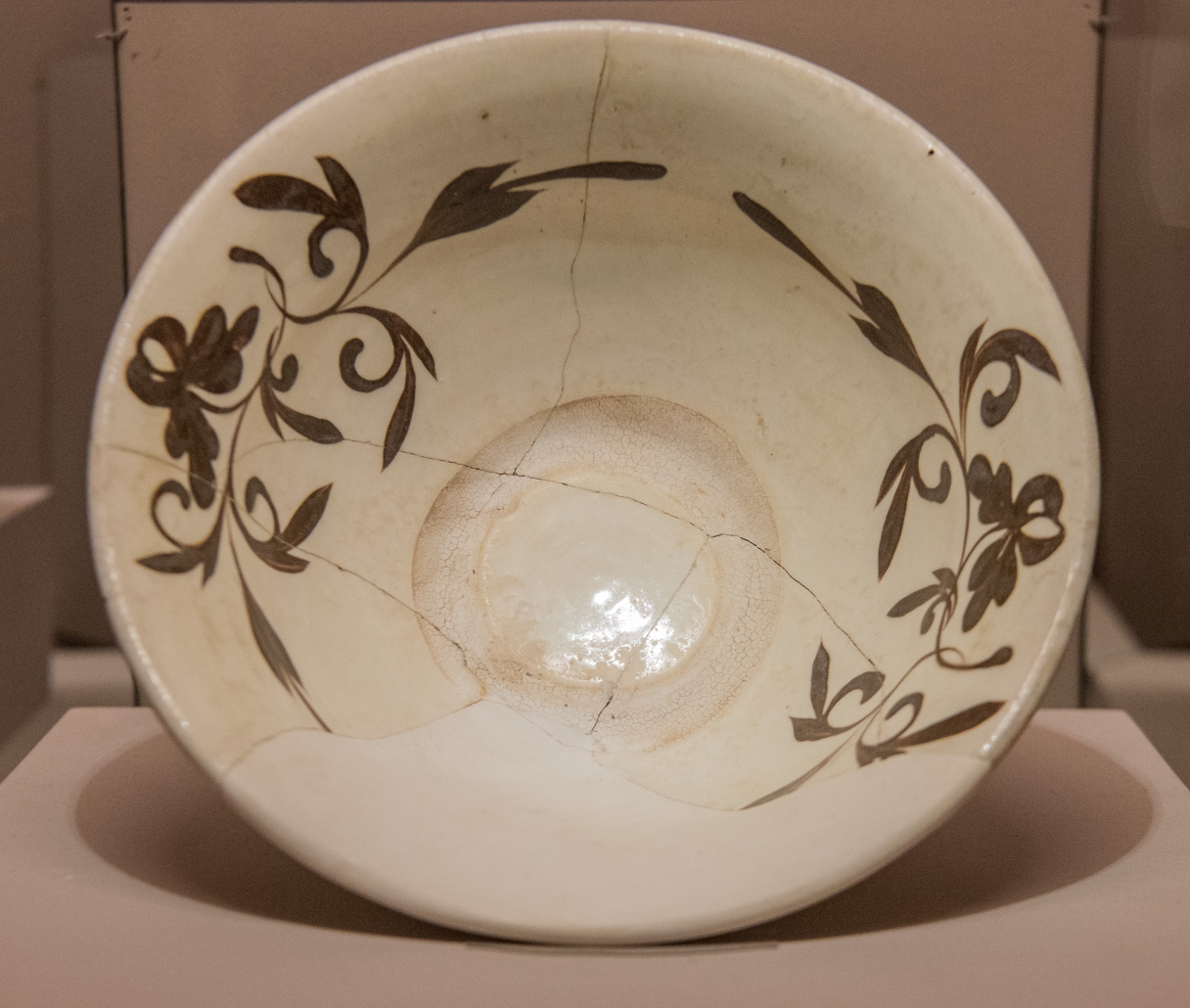 龙门遗粹——山西河津窑考古成果展