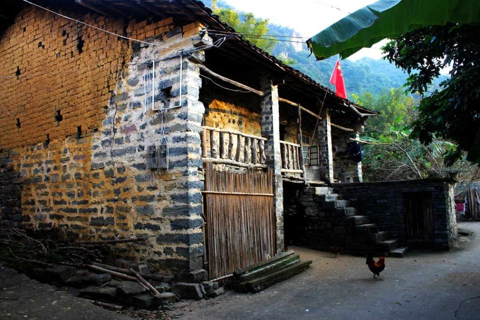 【越南,北海之旅】藏在中越边境的德天壮家古寨