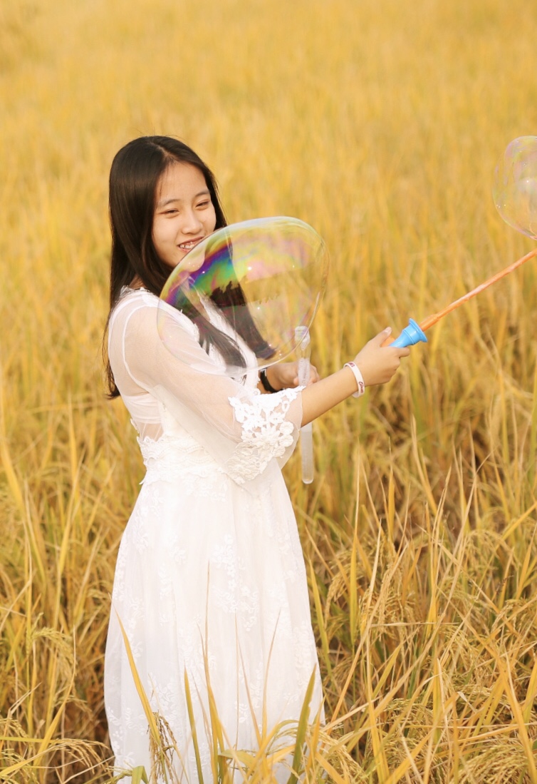 浅笑回眸的瞬间