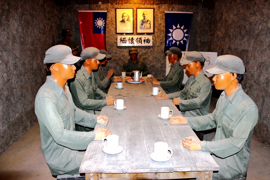 1950年至1991年,93师靠着枪杆子为争取生存而战,并于1961年在美斯乐