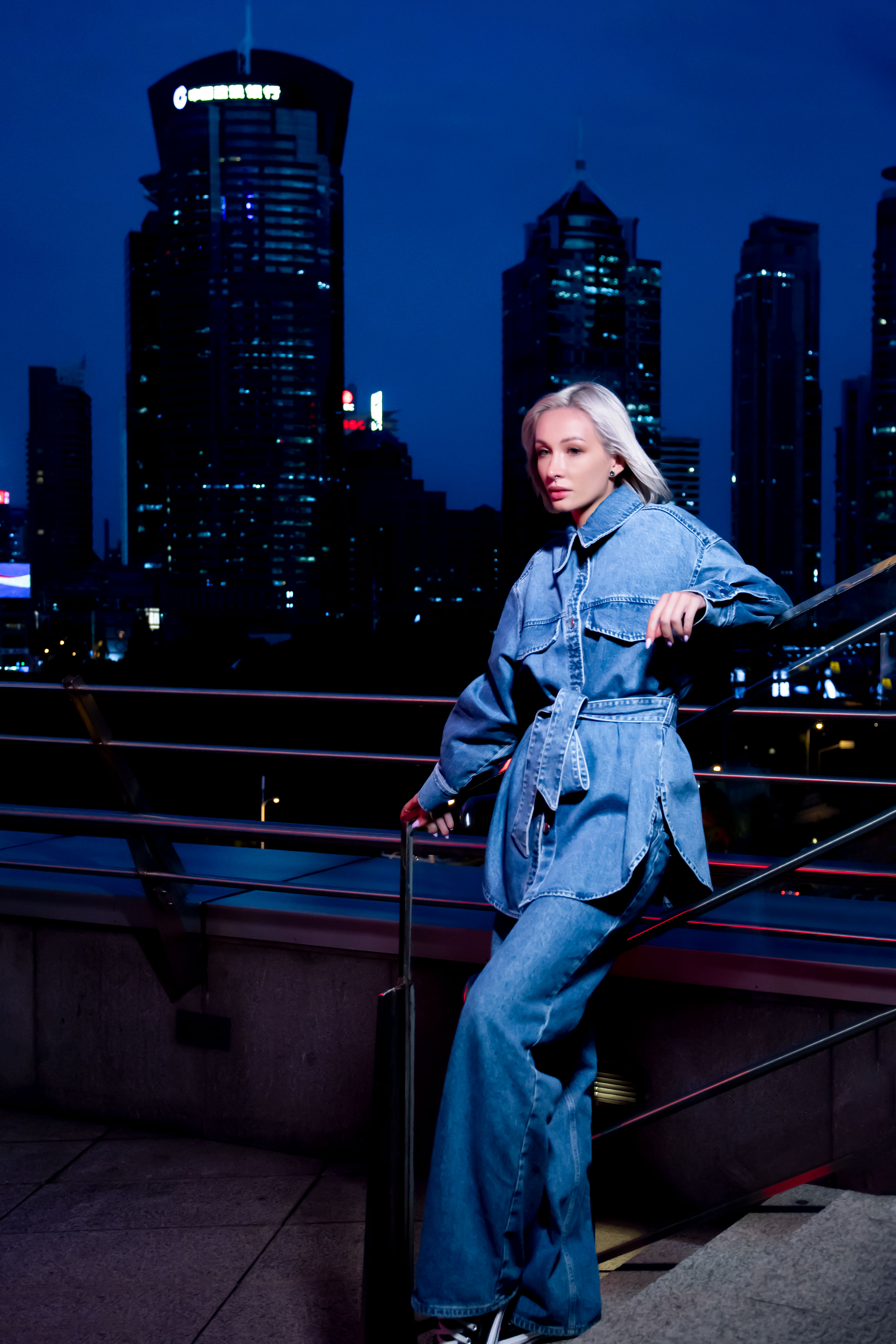 人像的艺术18俄模lina