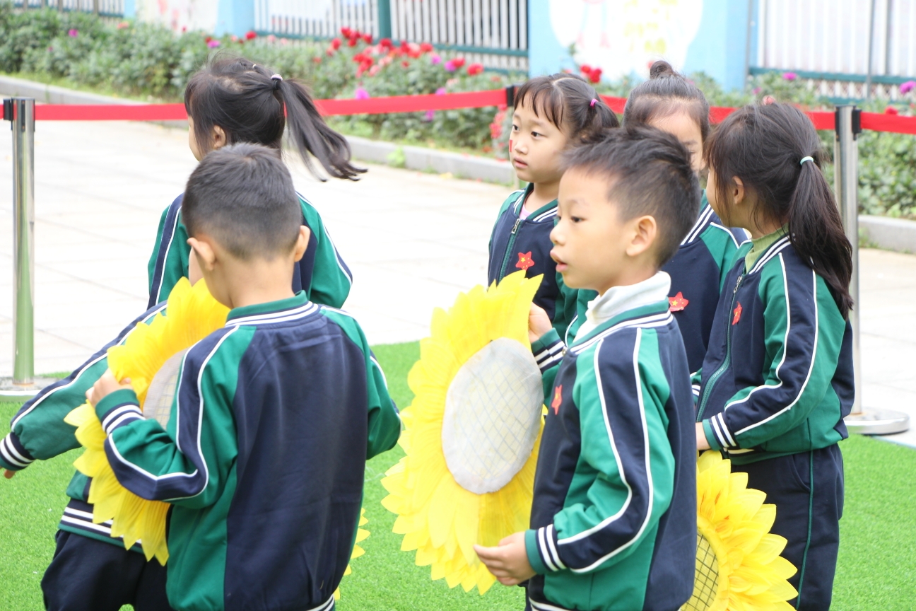 丹东大地艺术幼儿园图片