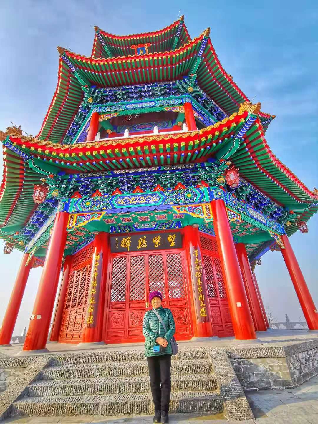 八十岁重登紫金山,近观魁星阁.