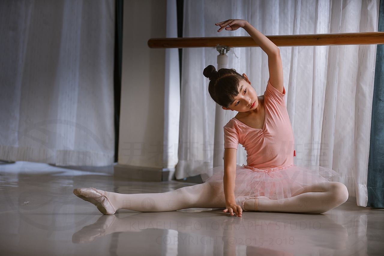 丽娜老师的寒假舞蹈班开始招小朋友啦