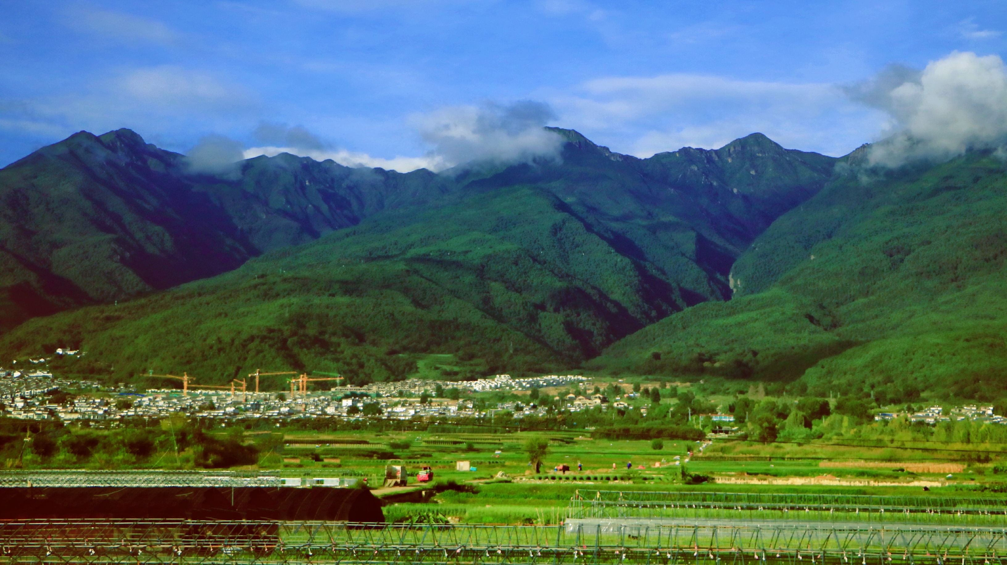 云南腾冲.保山一带路景图