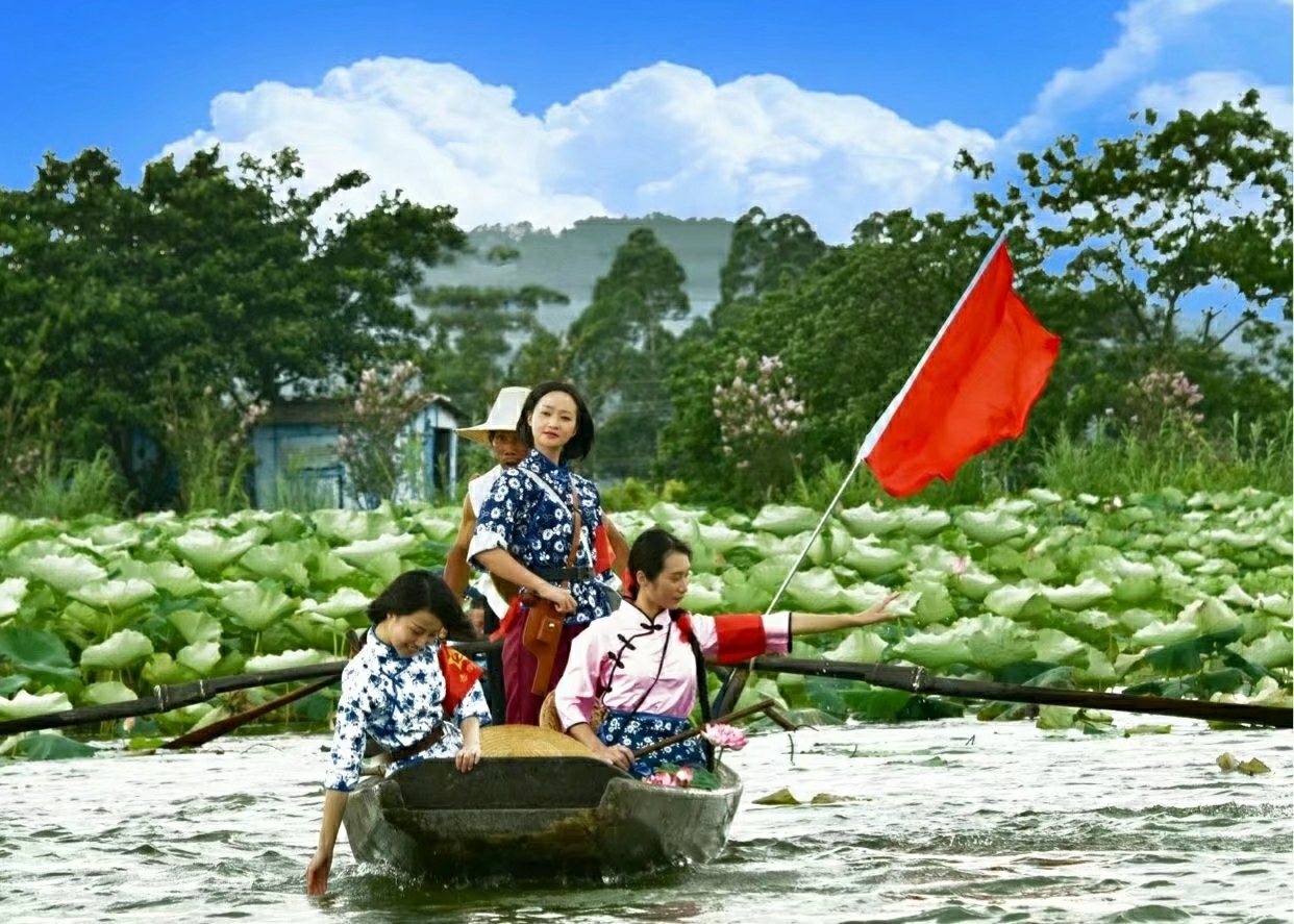 洪湖赤卫队背景图片