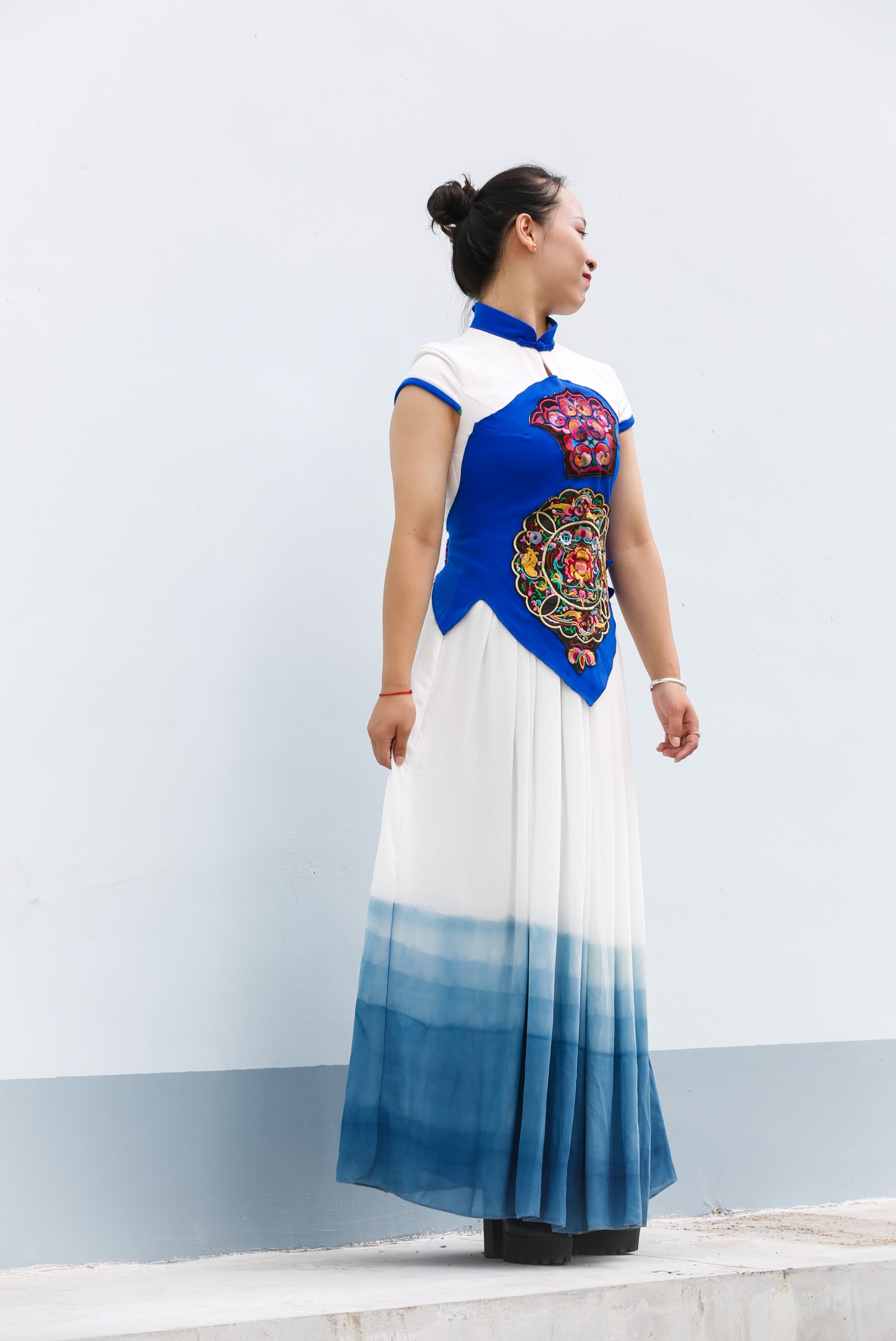 多彩荔波民族风布水苗瑶情韵浓 一一荔波民族创意服饰