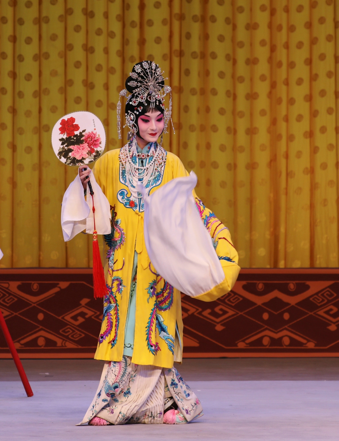 京剧〈太真外传>黑龙江省京剧院演出杨玉环一徐捷