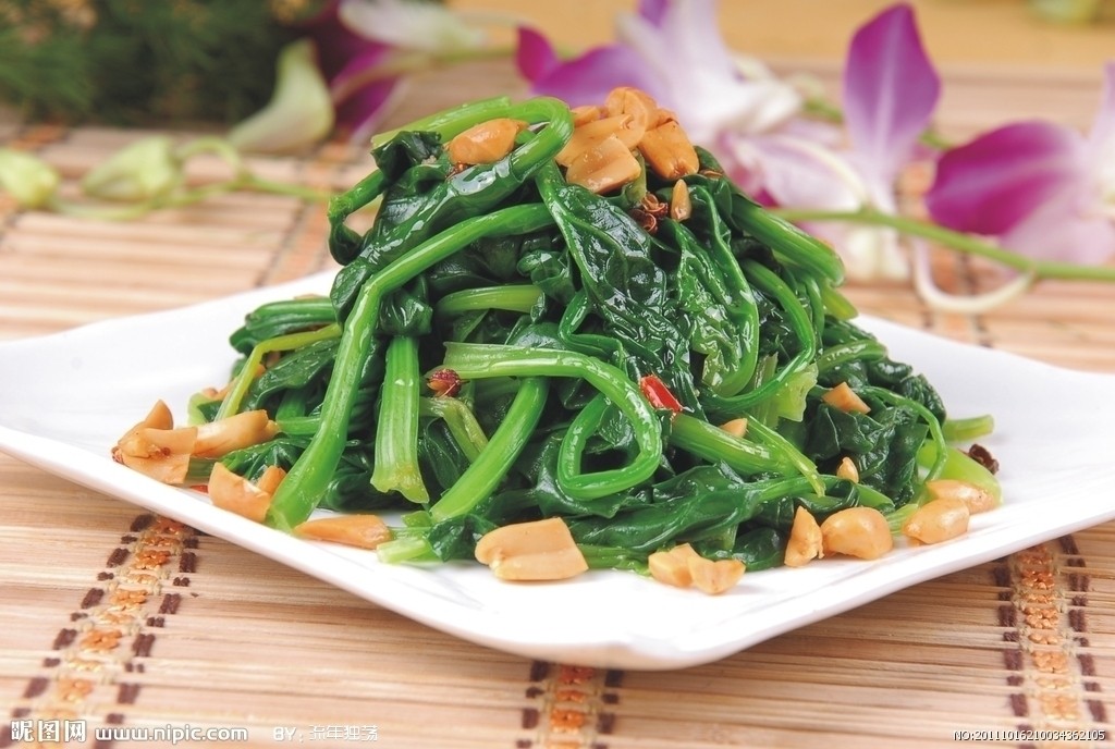 2.多吃菠菜可预防失明