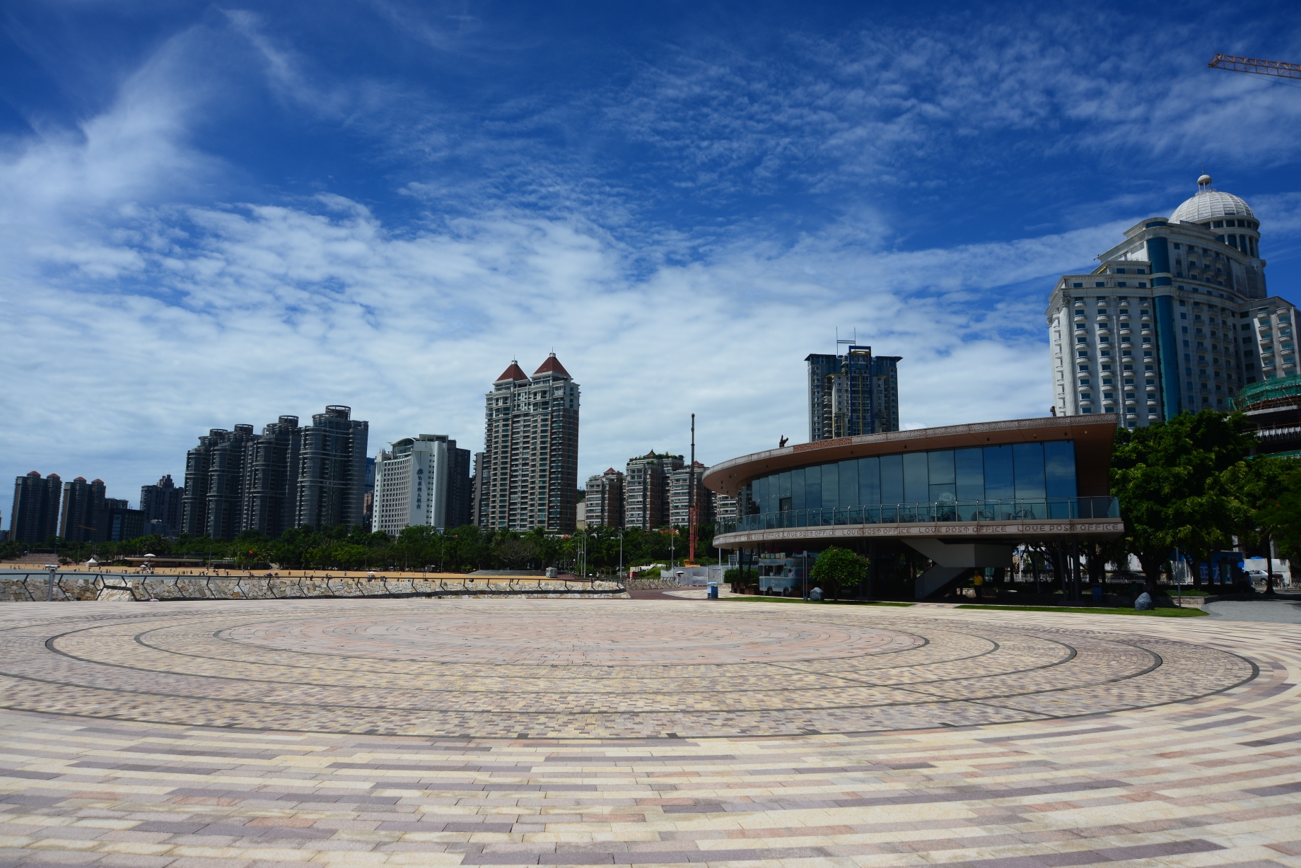 随拍珠海情侣路街景