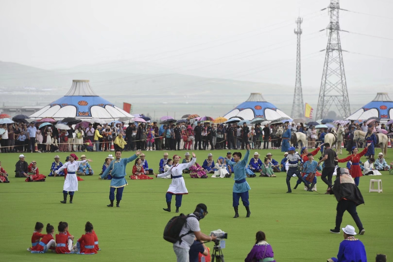 草原上的那达慕与蒙古白马!