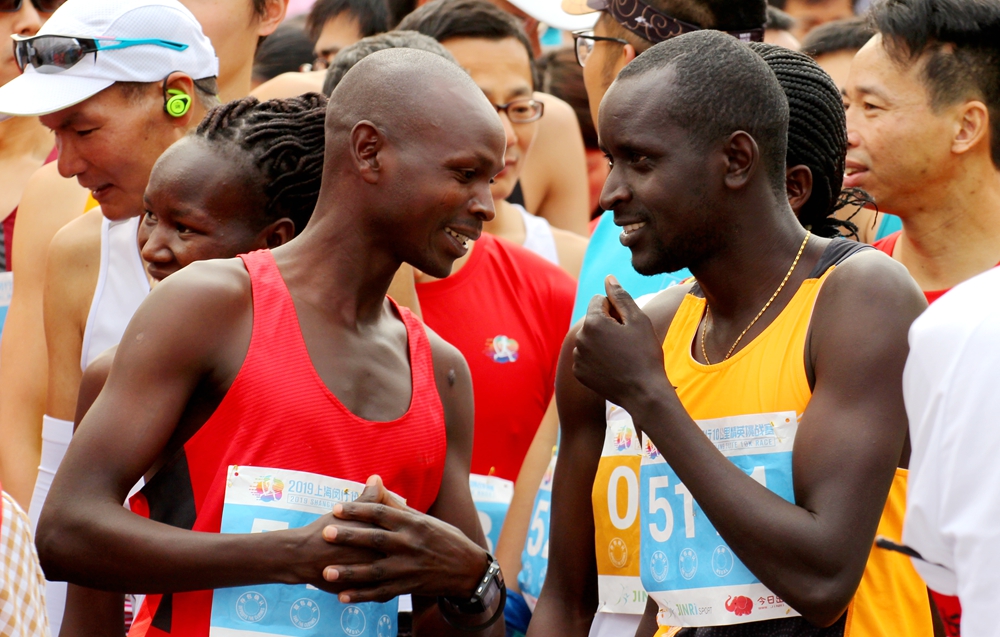五一国际劳动节,奔跑吧,非洲兄弟!