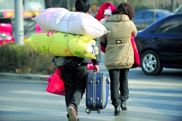 孩子爸妈等你回家过年