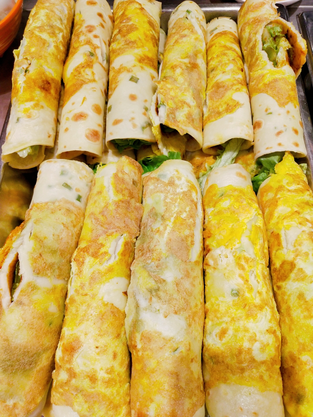 鸡蛋饼卷烤肠 制作人:祝霞