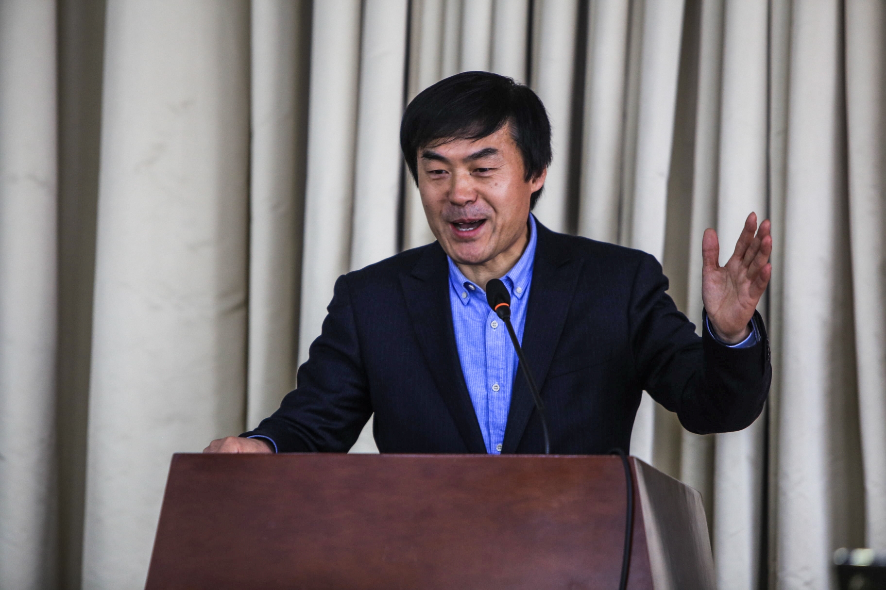 摄影:周长征,许洪勇,王保卫 文编:影像传媒 泰安市摄影家协会 特别