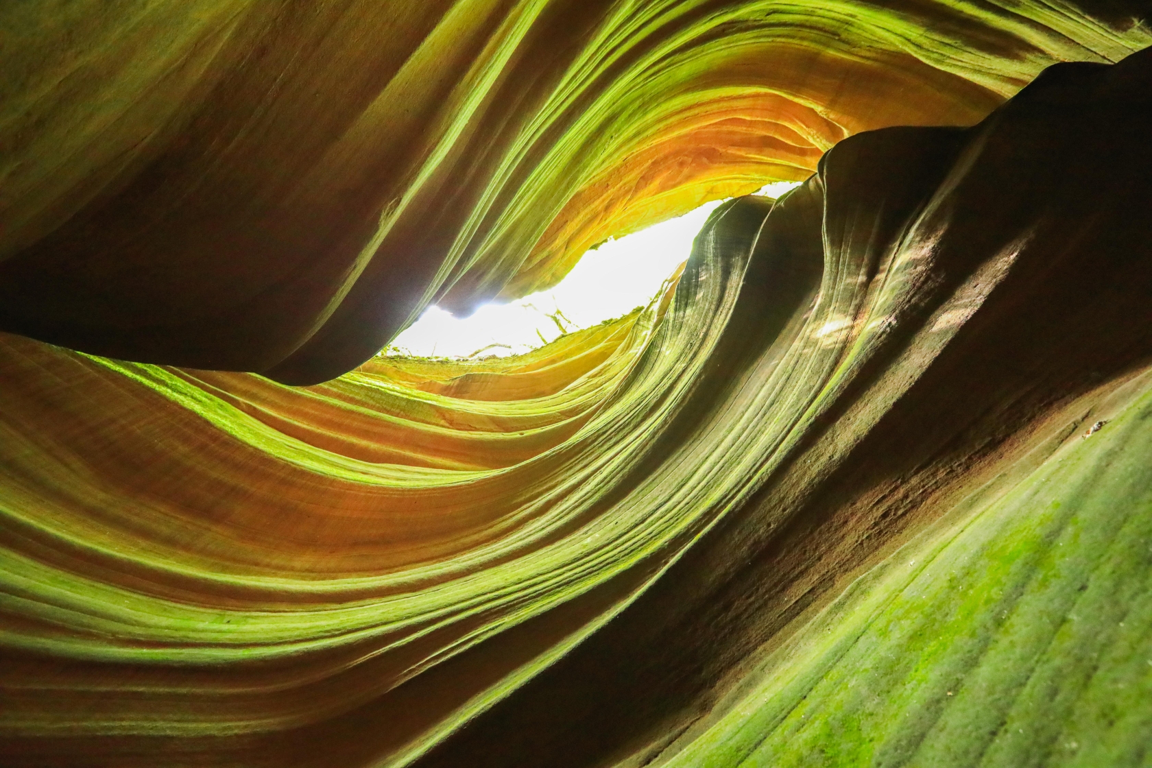 陕北甘泉雨岔大峡谷