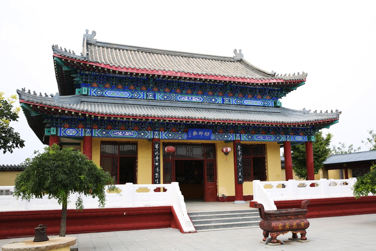 沧州铁狮子旧城遗址公园