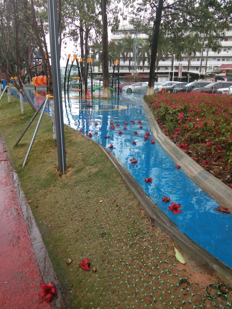 【原创】五律·玉律公园晨跑