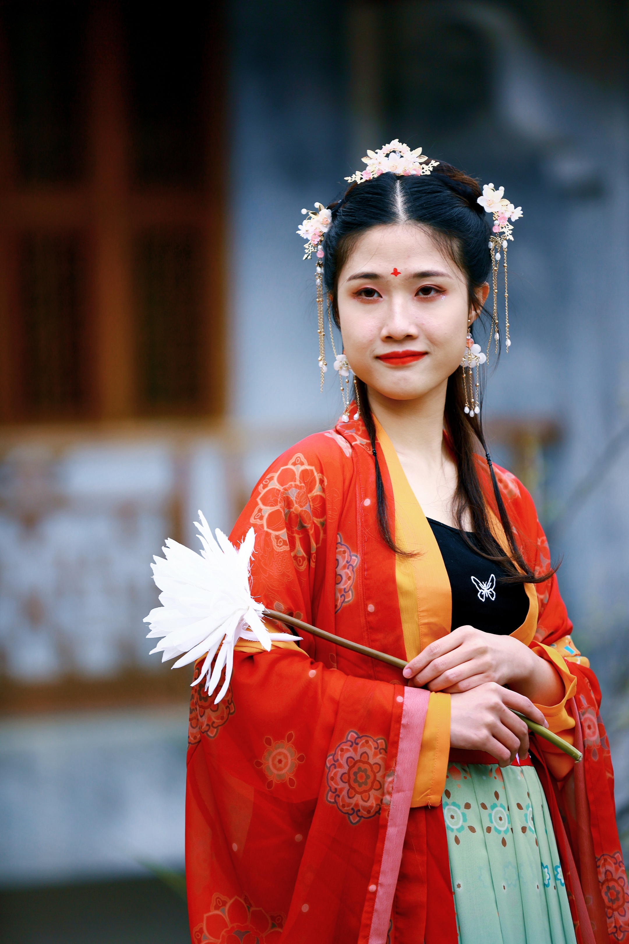 新篇古装红梅赞摄影刘友灼福州出镜模特小李拍摄地点福州林阳寺景区