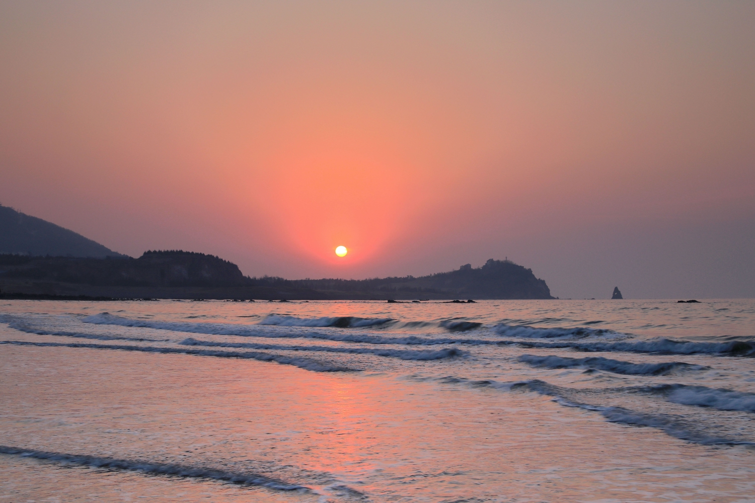 《我的春天海上日出石老人景观》青岛石老人风景区拍摄札记